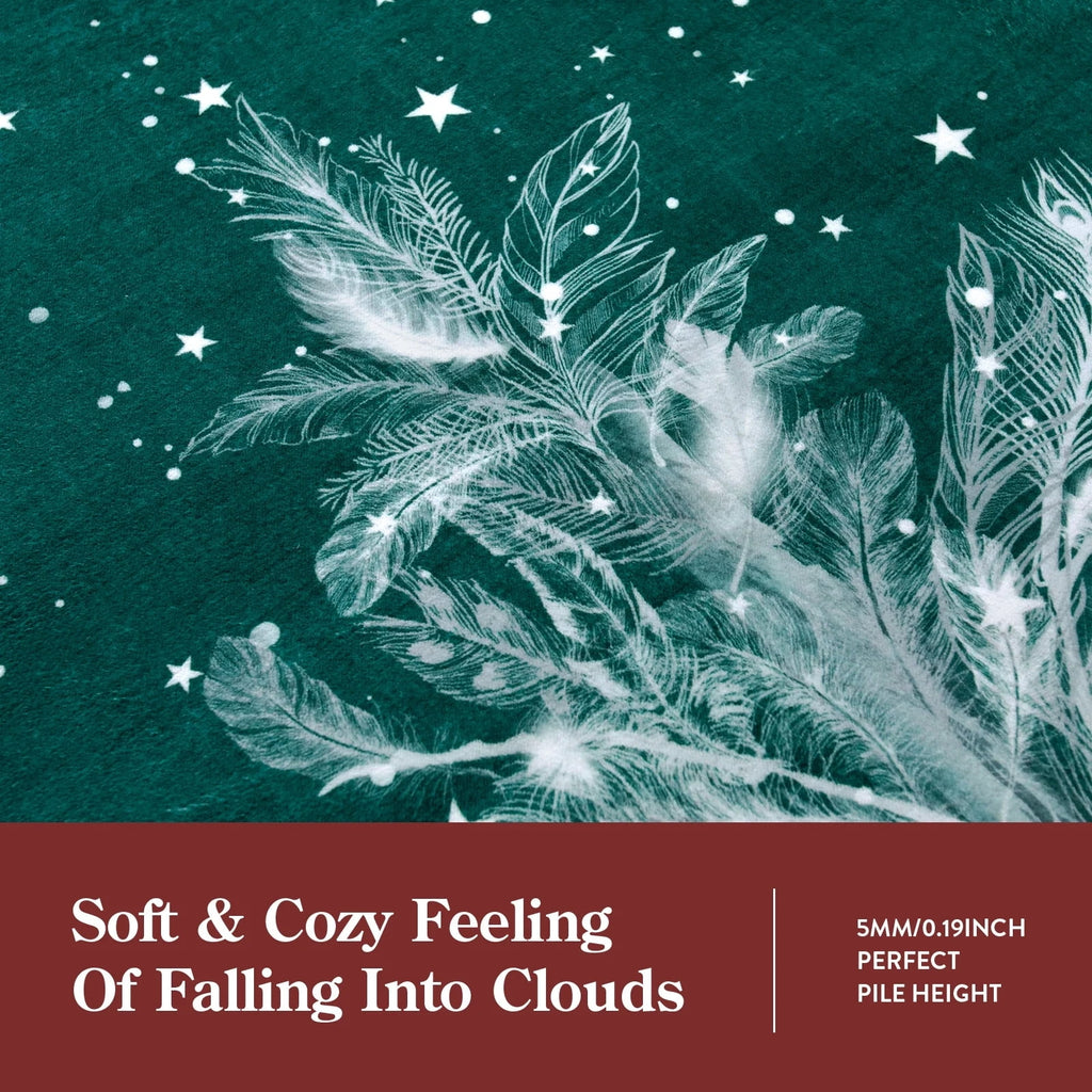 Lahome Christmas Round Rug 4ft Area Rug Red Christmas Tree Rug Washable Rug Indoor Carpet Decorative Circle Rug Round Non Slip Soft Rug Holiday Decor for Kitchen Bedroom Nursery,Green