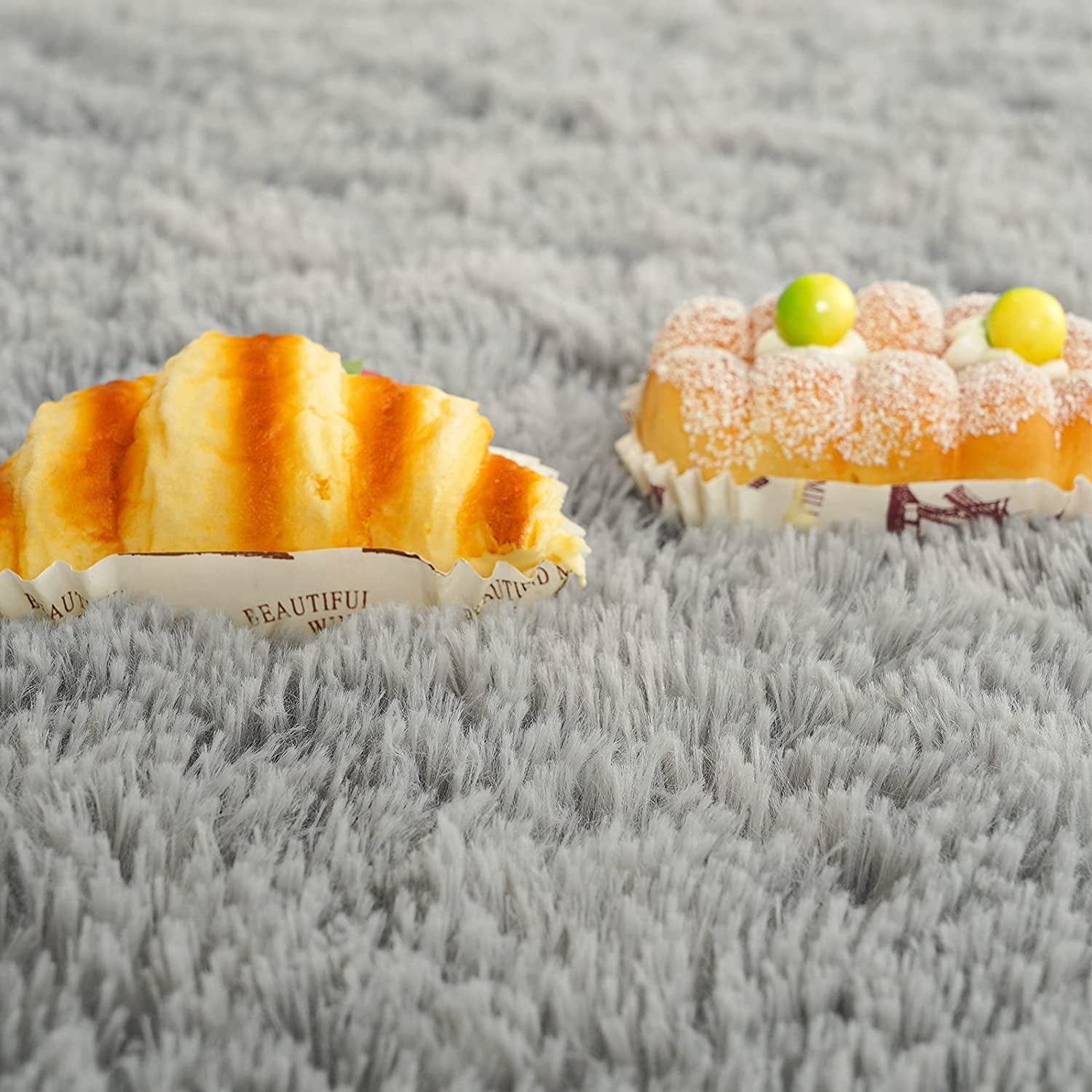 Junovo Round Fluffy Area Rugs For Kids Girls Princess Castle Plush Shaggy Carpet Cute Circle Nursery Rug For Kids Room Bedroom Living Room,4'x4',Gray